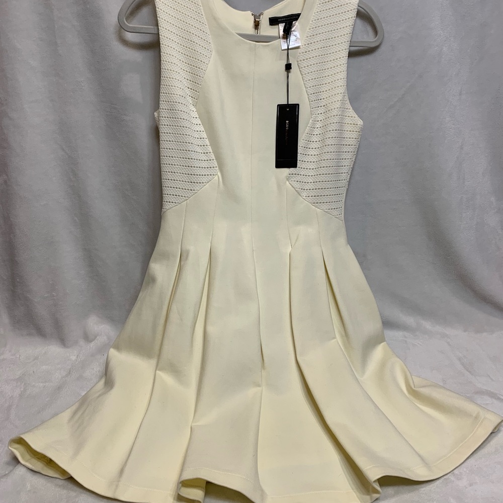 BCBGMAXAZRIA